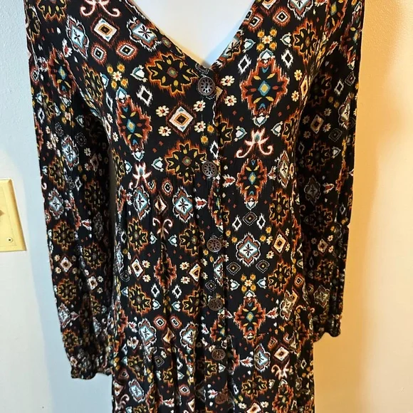 Dress - Picture 3 of 4